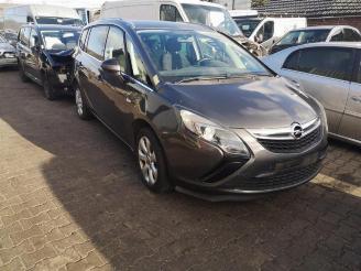rozbiórka samochody osobowe Opel Zafira Zafira Tourer (P12), MPV, 2011 / 2019 2.0 CDTI 16V 110 Ecotec 2012