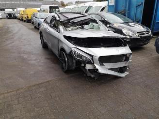 Auto da rottamare Mercedes Cla-klasse CLA Shooting Brake (117.9), Combi, 2015 / 2019 1.6 CLA-200 16V 2017