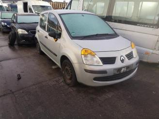 Uttjänta bilar auto Renault Modus Modus/Grand Modus (JP), MPV, 2004 / 2012 1.2 16V 2005/0