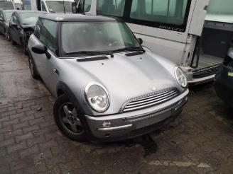Sloopauto Mini Mini Mini One/Cooper (R50), Hatchback, 2001 / 2007 1.6 16V Cooper 2003/6