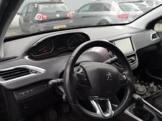 Peugeot 2008 2008 (CU), MPV, 2013 / 2019 1.6 e-HDi FAP picture 11