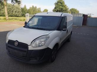 Vrakbiler auto Fiat Doblo Doblo Cargo (263), Van, 2010 1.3 MJ 16V DPF Euro 5 2014/4