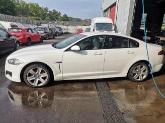 Salvage car Jaguar XF XF (CC9), Sedan, 2008 / 2015 2.2 D S200 16V 2013/1
