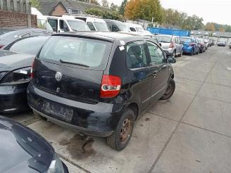 Volkswagen Fox Fox (5Z), Hatchback, 2005 / 2012 1.2 picture 3