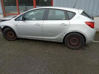 Opel Astra Astra J (PC6/PD6/PE6/PF6), Hatchback 5-drs, 2009 / 2015 1.4 Turbo 16V picture 7