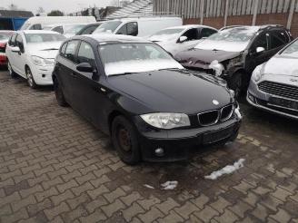 Coche siniestrado BMW 1-serie 1 serie (E87/87N), Hatchback 5-drs, 2003 / 2012 116i 1.6 16V 2006
