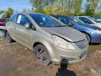 Uttjänta bilar auto Opel Corsa 1.2 16V Enjoy 2007/3