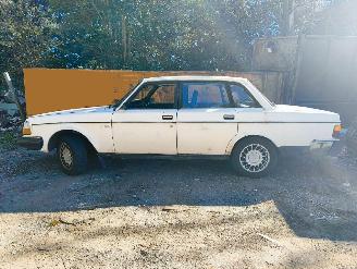 Autoverwertung Volvo 240 DL AUTOMATIC 1982/1