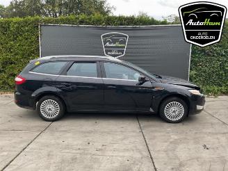 Coche siniestrado Ford Mondeo Mondeo IV Wagon, Combi, 2007 / 2015 2.0 16V 2010/10