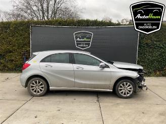 Uttjänta bilar auto Mercedes A-klasse A (W176), Hatchback, 2012 / 2018 1.6 A-180 16V 2013/12