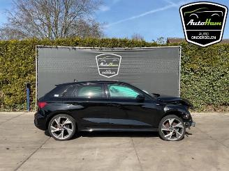 Dezmembrări autoturisme Audi A3 A3 Sportback (8YA), Hatchback 5-drs, 2019 1.5 35 TFSI 16V Mild Hybrid 2020/11
