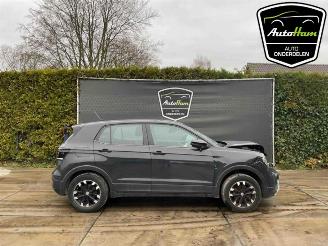Vrakbiler auto Volkswagen T-Cross T-Cross, SUV, 2018 1.0 TSI 95 12V 2020