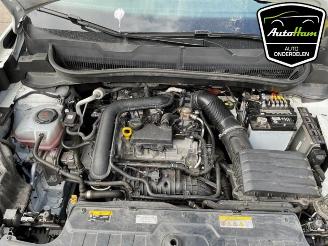 Volkswagen T-Cross T-Cross, SUV, 2018 1.0 TSI 95 12V picture 25