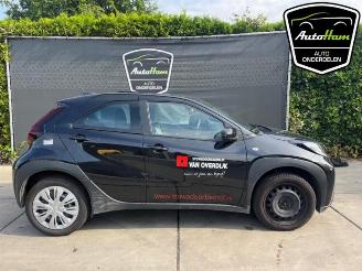 Uttjänta bilar auto Toyota Aygo Aygo X, Hatchback, 2022 1.0 12V VVT-i 2024/11