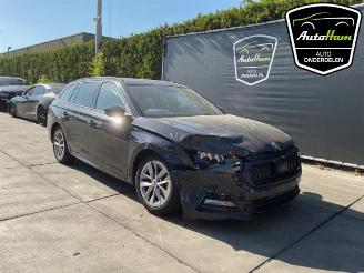 Skoda Octavia Octavia Combi (NXAC), Combi 5-drs, 2019 1.0 TSI 12V picture 2