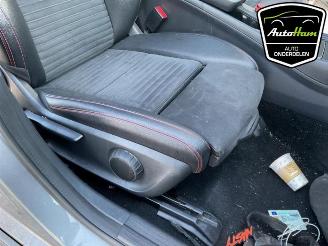 Mercedes A-klasse A (W176), Hatchback, 2012 / 2018 1.6 A-180 16V picture 31