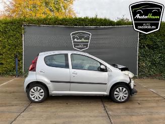 Purkuautot passenger cars Peugeot 107 107, Hatchback, 2005 / 2014 1.0 12V 2013/8