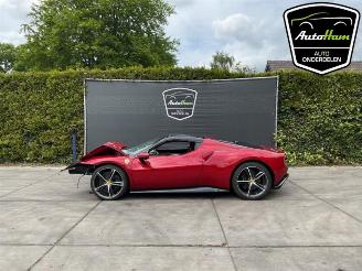 demontáž osobní automobily Ferrari 296 GTS 296 GTS, Cabrio, 2021 3.0 PHEV 2025/1