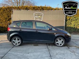 Coche siniestrado Seat Altea Altea (5P1), MPV, 2004 / 2015 1.8 TFSI 16V 2010/1