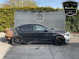 Uttjänta bilar auto Mercedes Cla-klasse CLA (117.3), Sedan, 2013 / 2019 1.6 CLA-180 16V 2017/4