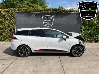 demontáž osobní automobily Renault Clio Clio IV Estate/Grandtour (7R), Combi 5-drs, 2012 / 2021 1.2 TCE 16V GT EDC 2017/1