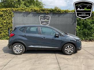 Coche siniestrado Renault Captur Captur I (2R), SUV, 2013 0.9 Energy TCE 12V 2014/5