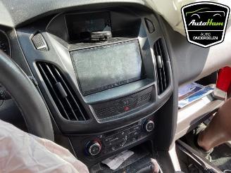 Ford Focus Focus 3, Hatchback, 2010 / 2020 1.0 Ti-VCT EcoBoost 12V 125 picture 18