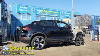 Salvage car Volvo C-40 C40 Recharge (XK), SUV, 2021 Recharge Twin 2021/12
