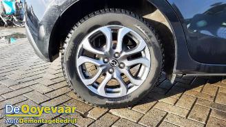 Mazda 2 2 (DJ/DL), Hatchback, 2014 1.5 SkyActiv-G 90 picture 2