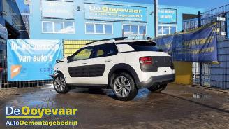 Salvage car Citroën C4 cactus C4 Cactus (0B/0P), Hatchback 5-drs, 2014 1.6 Blue Hdi 100 2015/3