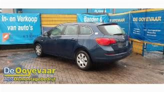Sloopauto Opel Astra Astra J Sports Tourer (PD8/PE8/PF8), Combi, 2010 / 2015 1.4 16V ecoFLEX 2011/7