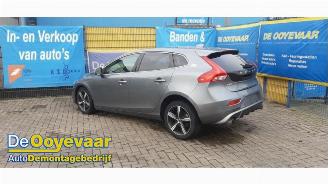 demontáž osobní automobily Volvo V-40 V40 (MV), Hatchback 5-drs, 2012 / 2019 1.5 T2 16V Geartronic 2018/3