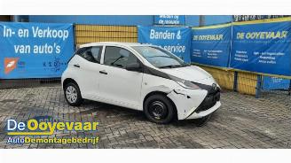 Uttjänta bilar auto Toyota Aygo Aygo (B40), Hatchback, 2014 1.0 12V VVT-i 2018/4