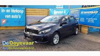 Peugeot 308 308 (L3/L8/LB/LH/LP), Hatchback 5-drs, 2013 / 2021 1.2 12V e-THP PureTech 110 picture 4