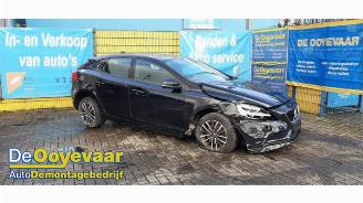 Volvo V-40 V40 (MV), Hatchback 5-drs, 2012 / 2019 2.0 T2 16V picture 1