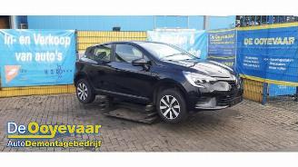  Renault Clio Clio V (RJAB), Hatchback 5-drs, 2019 1.0 TCe 90 12V 2023/4