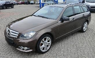 Damaged car Mercedes C-klasse Mercedes-Benz C 180 T CDI BlueEfficiency avantgarde 2012/11