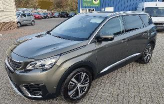 okazja samochody osobowe Peugeot 5008 Peugeot 5008 Allure 2019/9