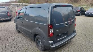 Peugeot Partner Peugeot Partner L1 Premium navi klima schiebetuhr euro6 picture 3