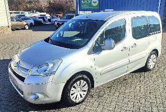 krockskadad bil auto Citroën Berlingo Citroën Berlingo HDi multispace euro 5 ! 2011/1