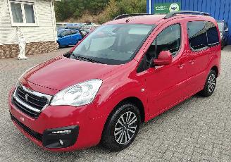 Gebrauchtwagen PKW Peugeot Partner Tepee PEUGEOT Partner Tepee allure 2017/10