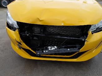 Peugeot 208  picture 11