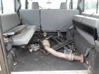 Land Rover Defender 110 picture 26