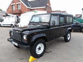 Vaurioauto  passenger cars Land Rover Defender 110 2005/12