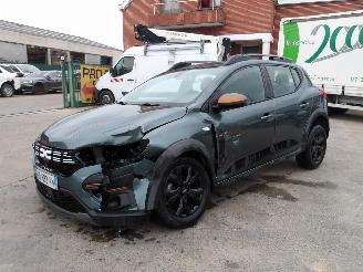 uszkodzony samochody osobowe Dacia Sandero STEPWAY 2023/8