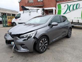 Auto incidentate Renault Clio  2023/8