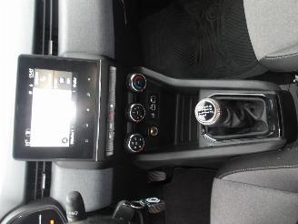 Renault Clio  picture 28