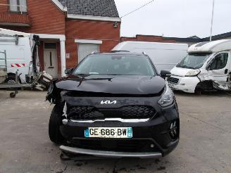Schadeauto Kia Niro 1.6 GDI PLUG IN HY 2022/1