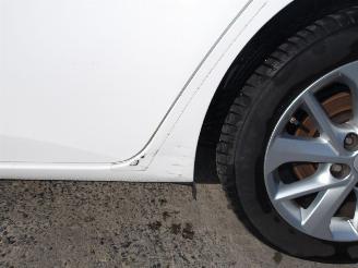 Toyota Auris  picture 10