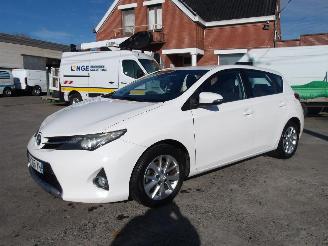 skadebil auto Toyota Auris  2014/7